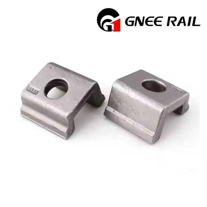 Abrazadera de acero ferroviaria